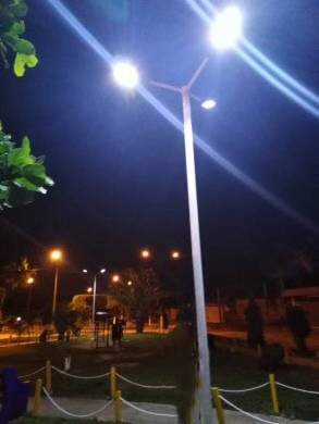 Pérou ABS Tout dans un seul projet de lumière solaire dans le parc