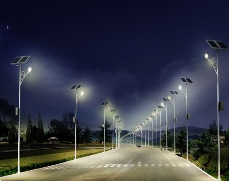 Solar LED street light performance stability