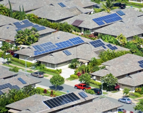 10 reasons why your business should turn to solar