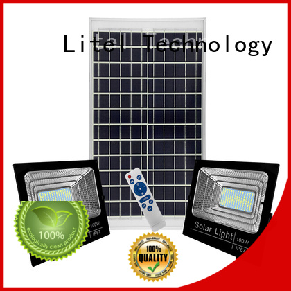 आईपी ​​67 100 एलएम / डब्ल्यू एल्यूमिनियम मिश्र धातु रिमोट-नियंत्रित टाइमर स्विच 1 ड्राइविंग 2 सौर बाढ़ प्रकाश